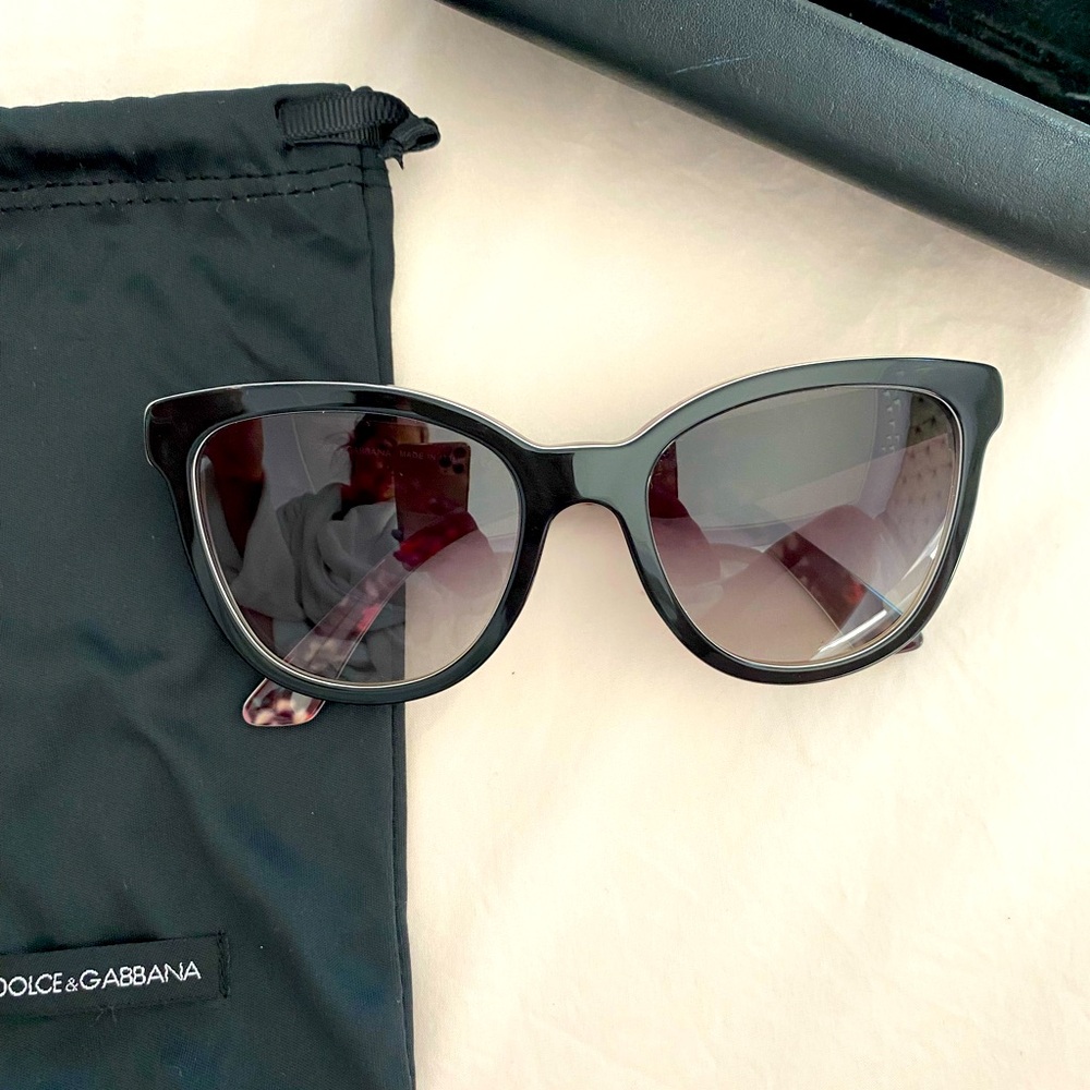 DG sunglasses in great condition.